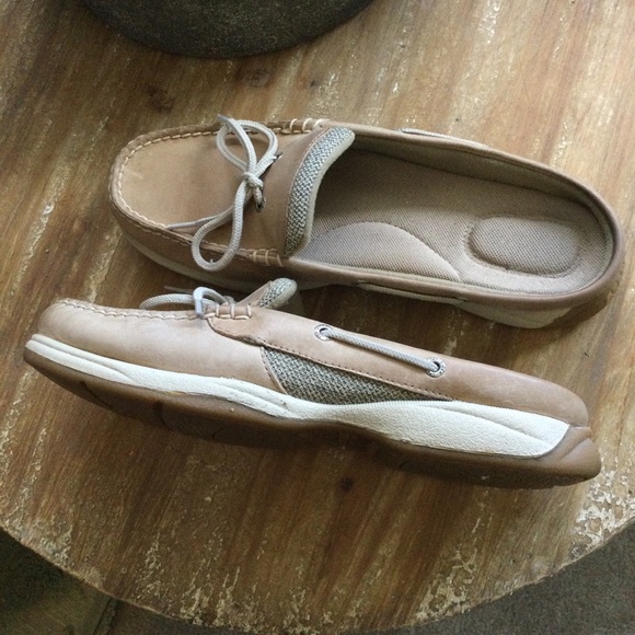 Sperry Top-Sider slides - Picture 4 of 6